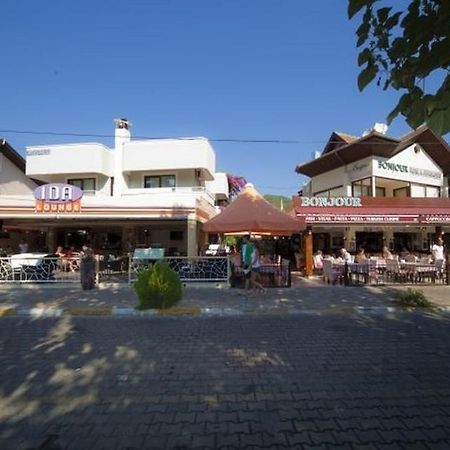 מרמריס Bonjour Hotel מראה חיצוני תמונה