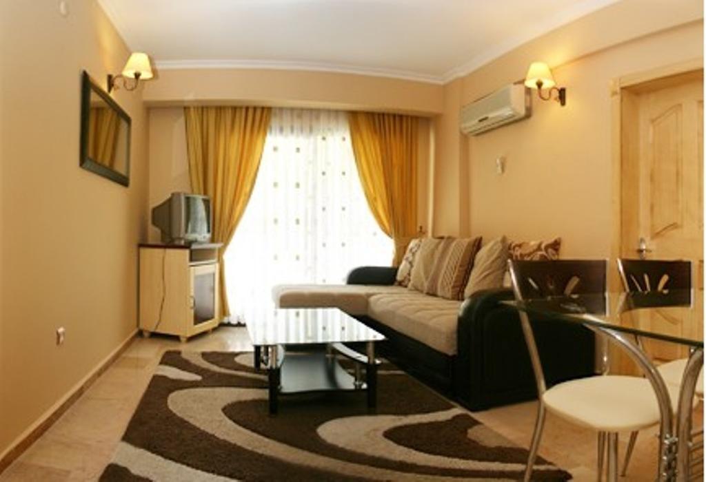 מרמריס Bonjour Hotel חדר תמונה